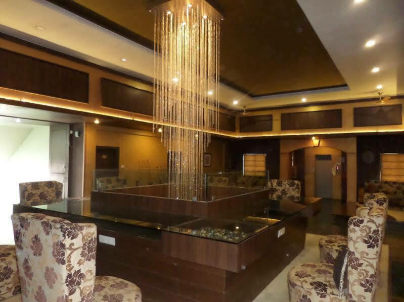 Matrix Inn Pune Dış mekan fotoğraf