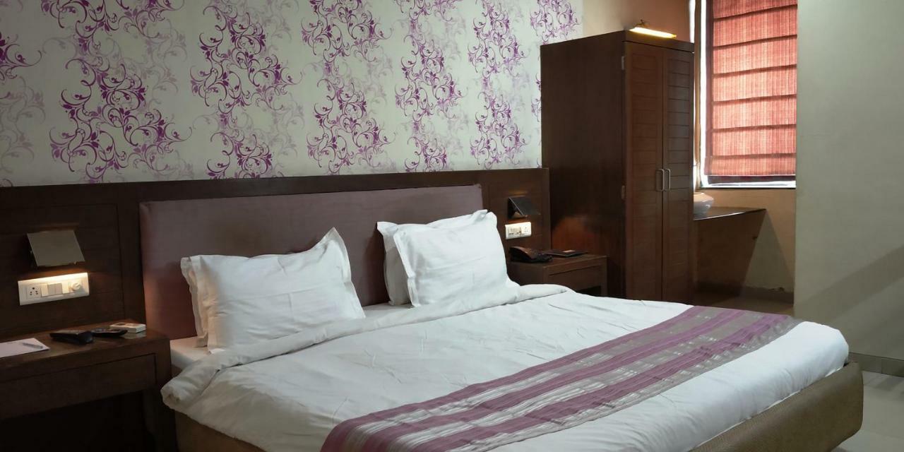 Matrix Inn Pune Dış mekan fotoğraf