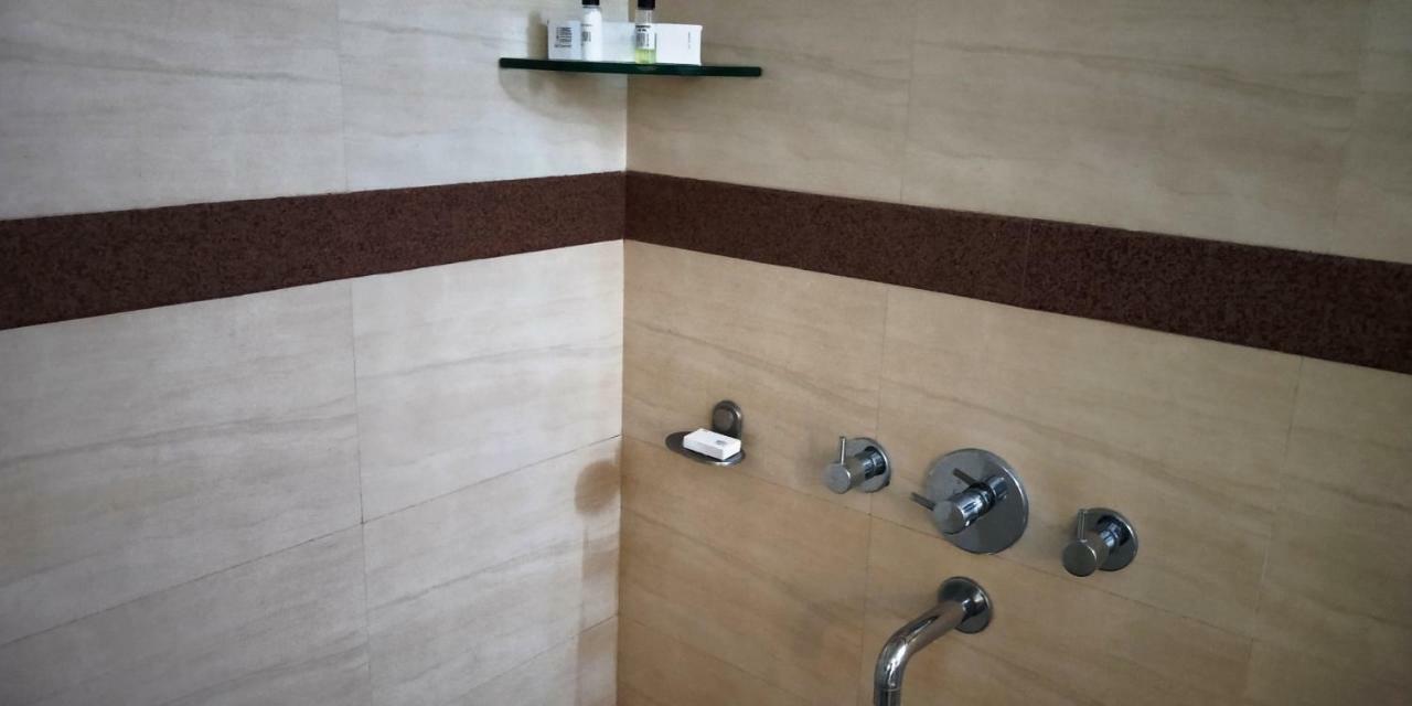 Matrix Inn Pune Dış mekan fotoğraf