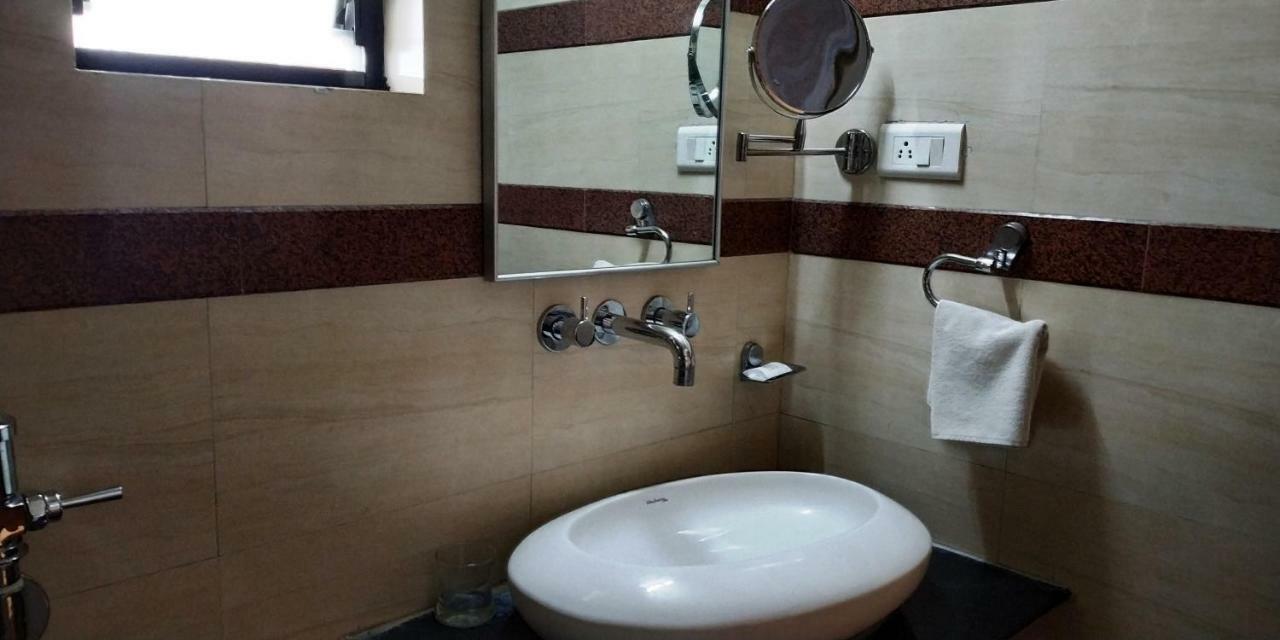 Matrix Inn Pune Dış mekan fotoğraf