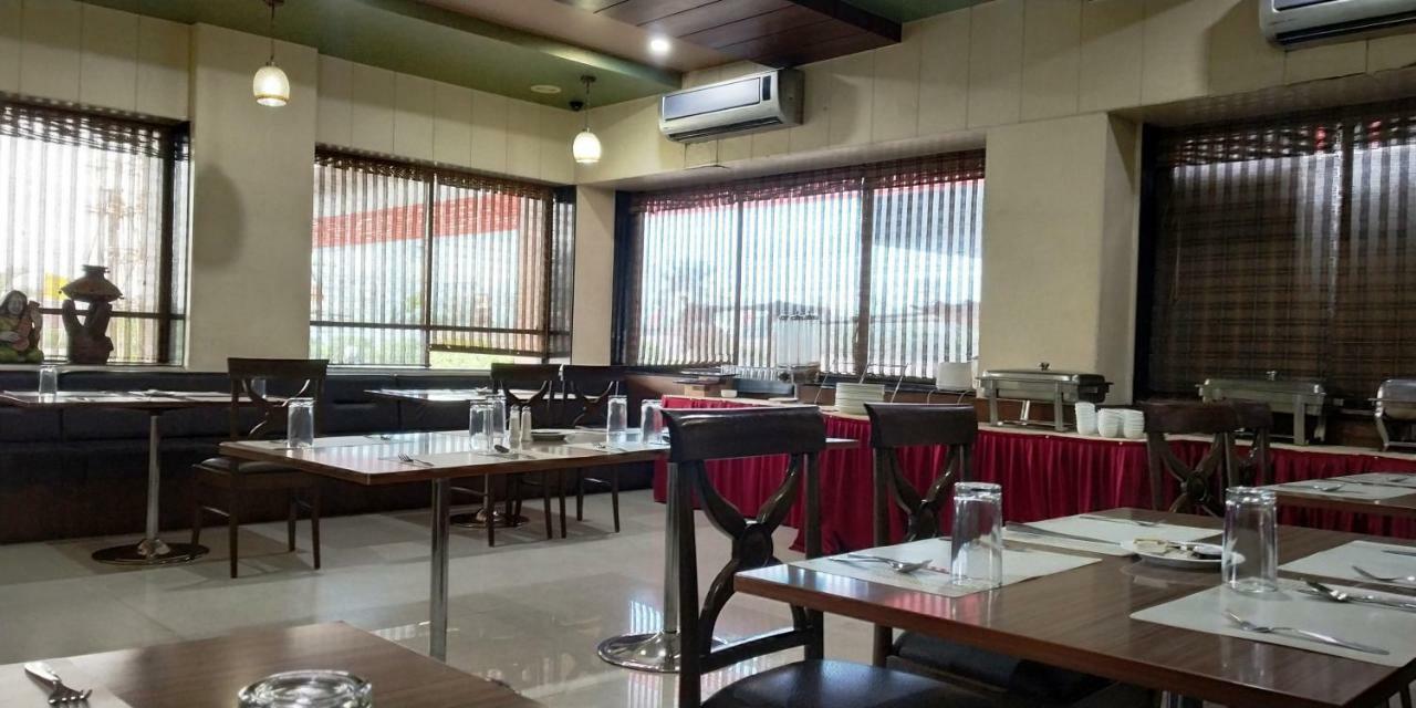 Matrix Inn Pune Dış mekan fotoğraf