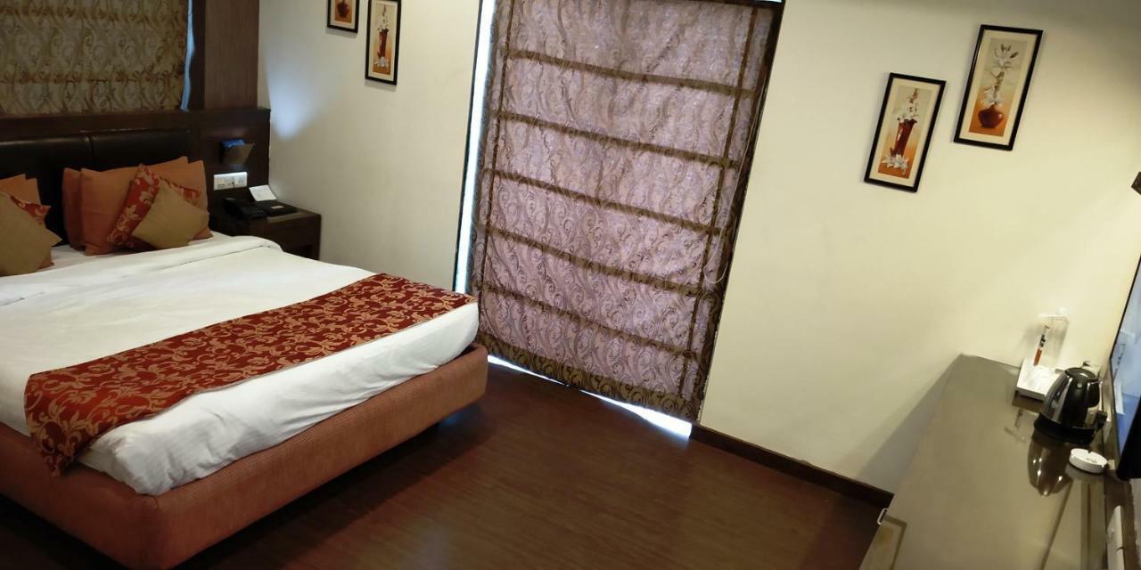 Matrix Inn Pune Dış mekan fotoğraf
